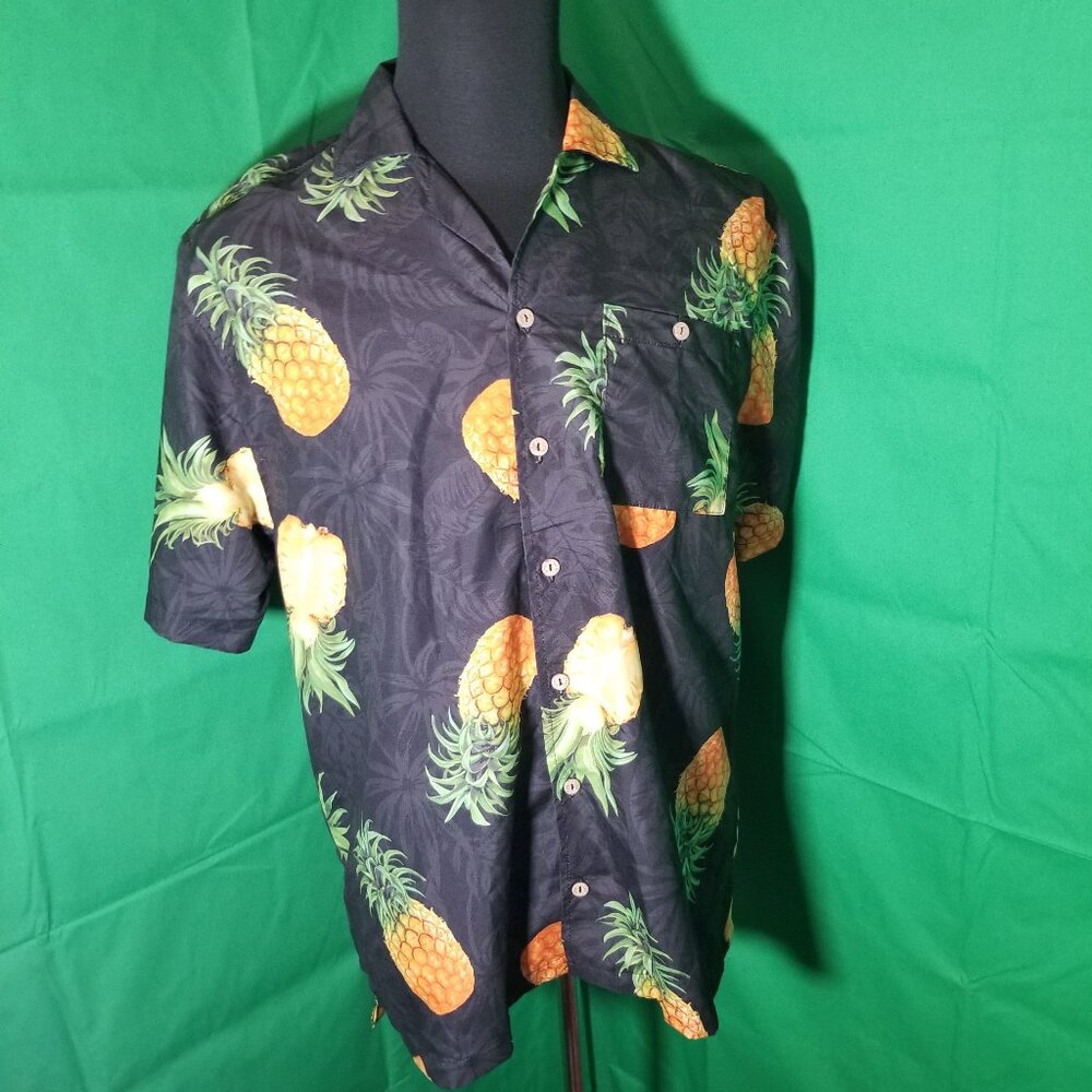 Uzzi‎ Amphibious Gear Men Short Sleeve Shirt Medium Pineapple Beach Swinger
